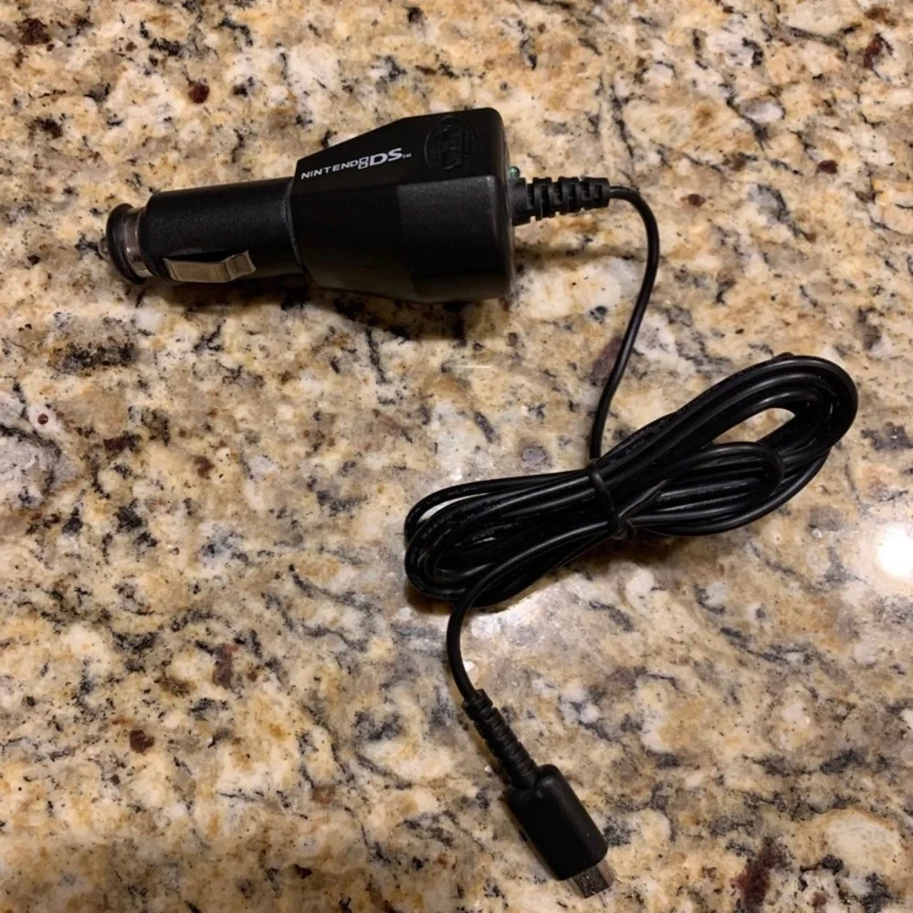 Nintendo DS Car Charger